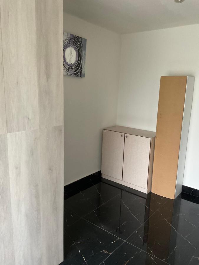 Oy Apartment Izegem Ngoại thất bức ảnh
